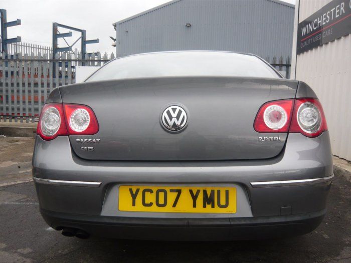 2007 Volkswagen Passat 2.0 SE TDI image 3