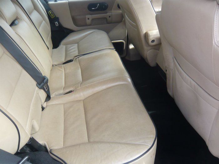 2003 Land Rover Discovery 2.5 Td5 ES image 5