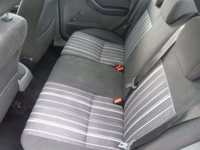 2009 Ford Focus 1.6 Style image 5