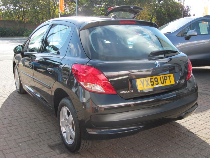 2009 Peugeot 207 Verve 1.4i 5Dr image 2