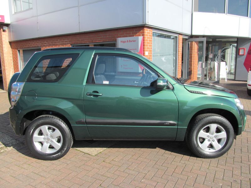 2009 Suzuki Grand Vitara SZ3 2.4 3Dr image 2