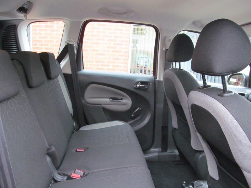 2012 Citroen C3 Picasso 1.6 HDi image 5