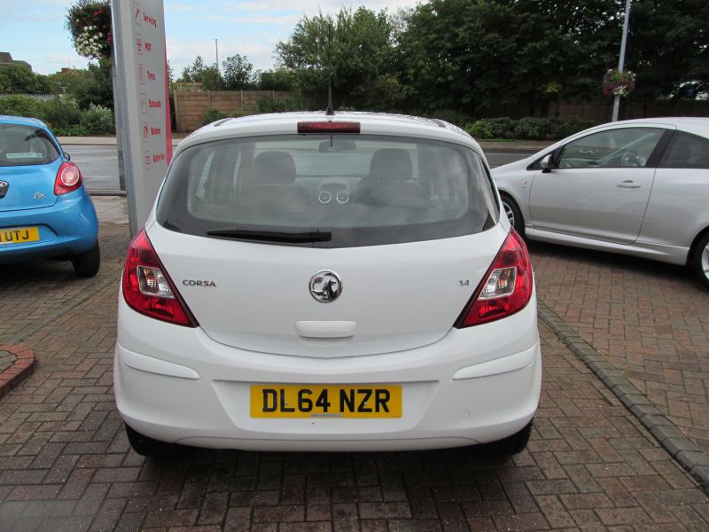 2015 Vauxhall Corsa SE 1.4i 5Dr image 3