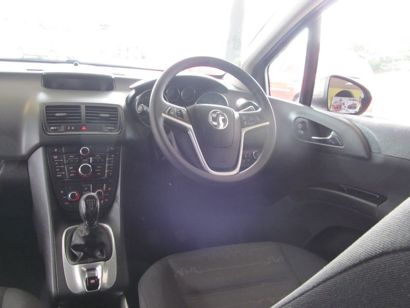2014 Vauxhall Meriva Exclusiv A/Con 1.4i image 3