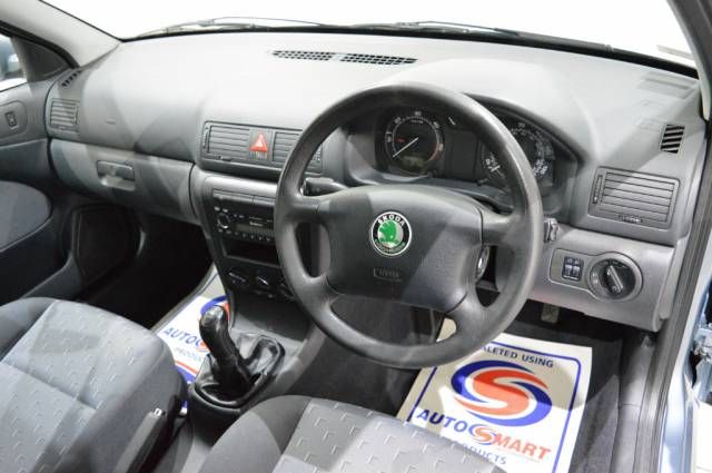 2001 SKODA Octavia 1.9 TDI 5dr image 4