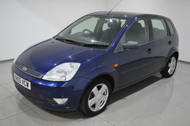 2005 FORD Fiesta 1.4 Zetec 5dr image 2