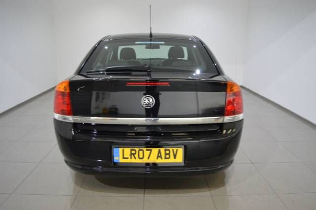 2007 VAUXHALL Vectra 1.9 CDTi 16v image 3