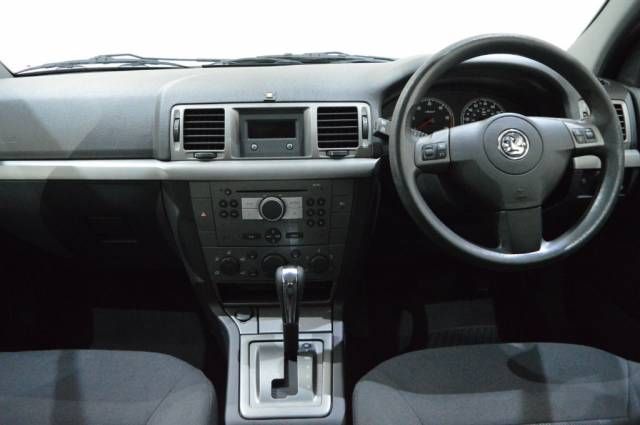 2007 VAUXHALL Vectra 1.9 CDTi 16v image 4