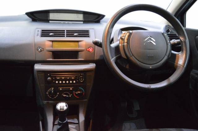 2007 CITROEN C4 1.4 i 16v LX image 4