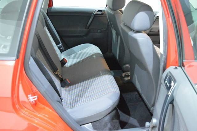 2006 VOLKSWAGEN Polo 1.2 E image 5