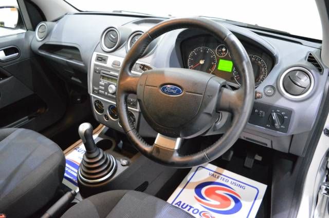 2007 FORD Fiesta 1.25 Zetec image 4