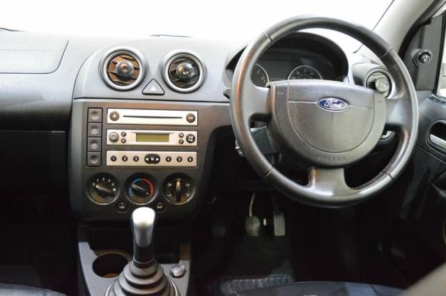 2005 FORD Fiesta 1.4 TD image 4