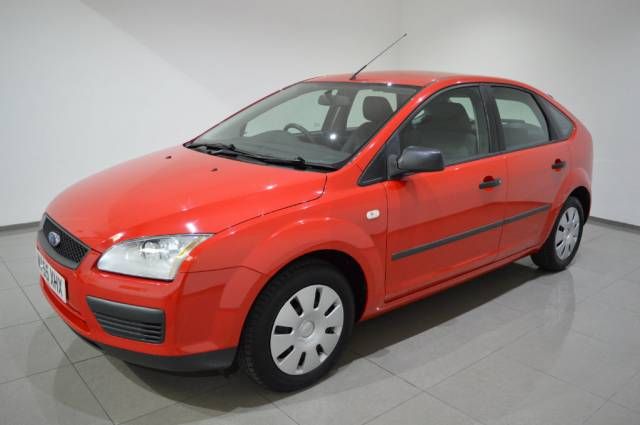 2005 FORD Focus 1.4 Studio 5dr image 2