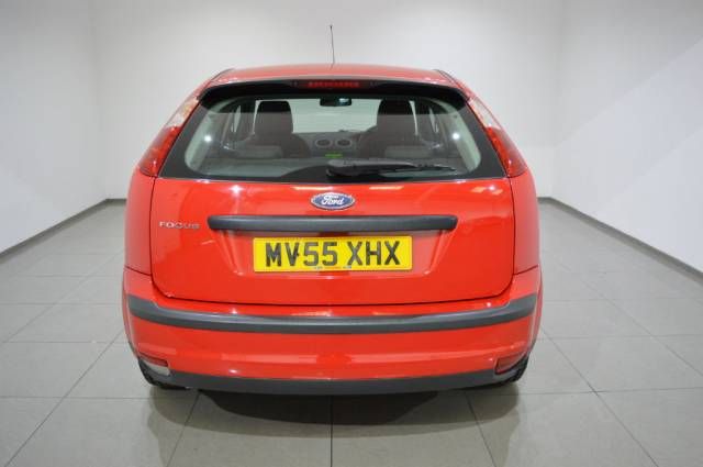 2005 FORD Focus 1.4 Studio 5dr image 3