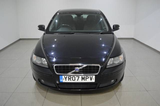 2007 VOLVO S40 2.0 D S 4dr image 1