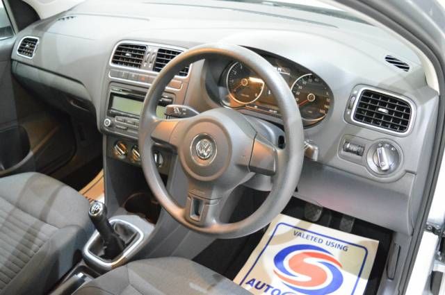 2010 VOLKSWAGEN Polo 1.4 SE image 4