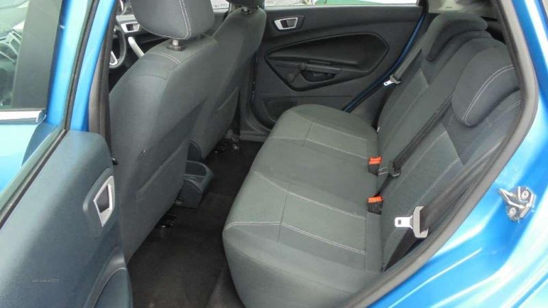 2012 Ford Fiesta ZETEC 1.4 TDCI image 5