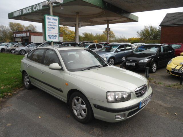 2003 HYUNDAI ELANTRA 2.0 CDX image 1