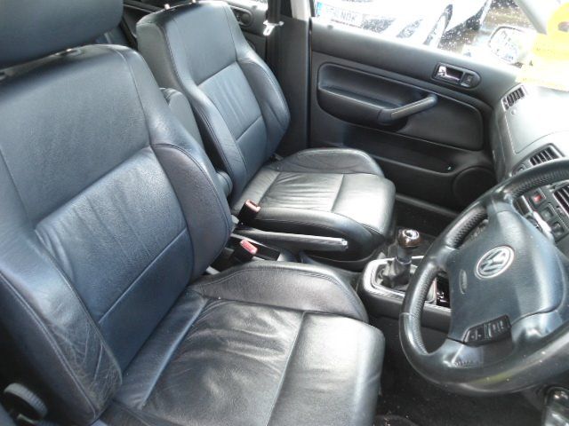 2004 VOLKSWAGEN BORA 2.0 image 5