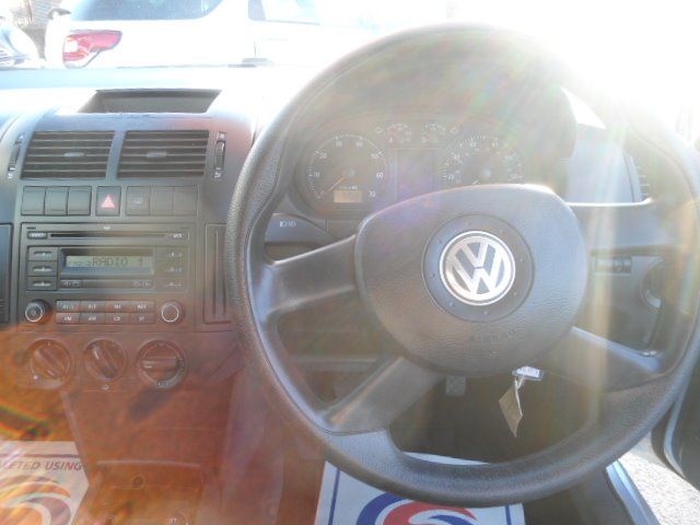 2006 VOLKSWAGEN POLO 1.2 image 4