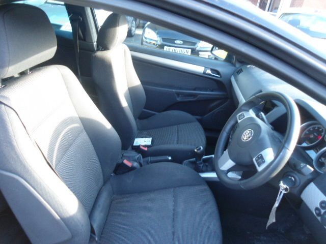 2010 VAUXHALL ASTRA 1.8 SRI image 5