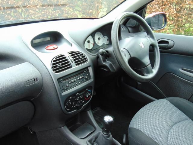 2005 PEUGEOT 206 1.4 S image 5