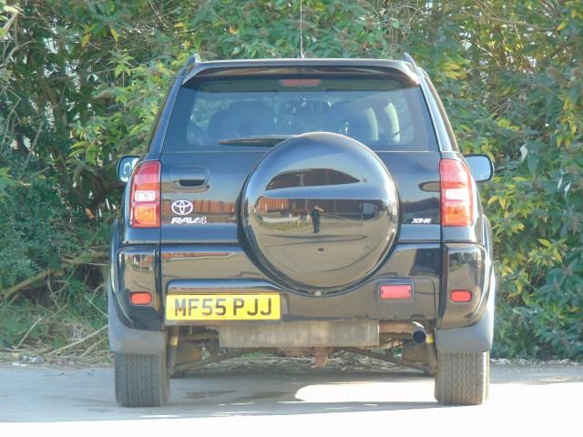 2005 TOYOTA RAV4 2.0 XT-R VVT-I image 3