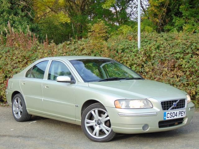 2005 VOLVO S60 2.4 SE image 1