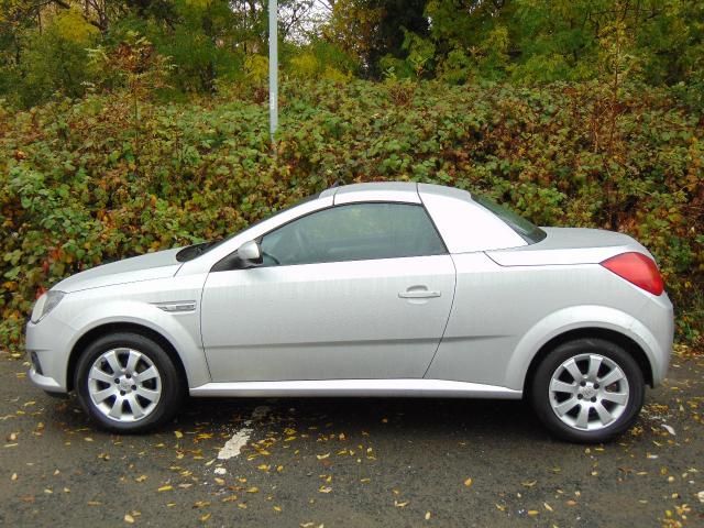 2006 VAUXHALL TIGRA 1.4 16V image 2