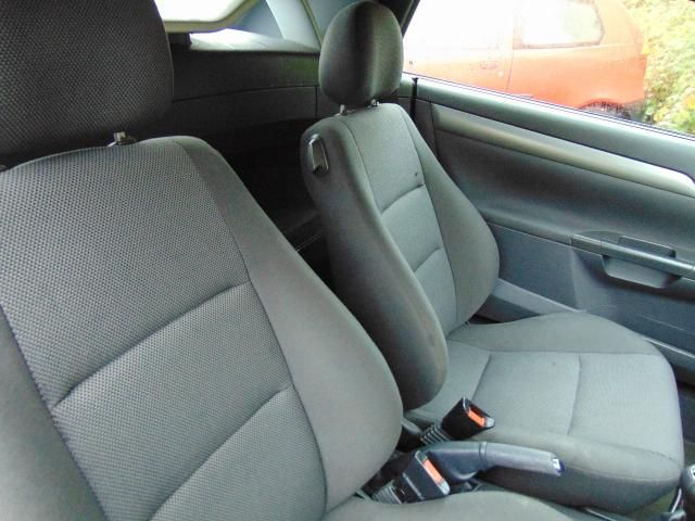 2006 VAUXHALL TIGRA 1.4 16V image 5