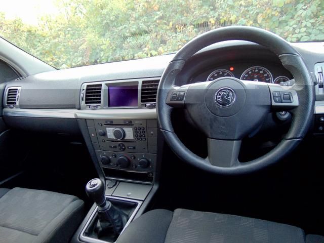 2008 VAUXHALL VECTRA 1.8 VVT image 4