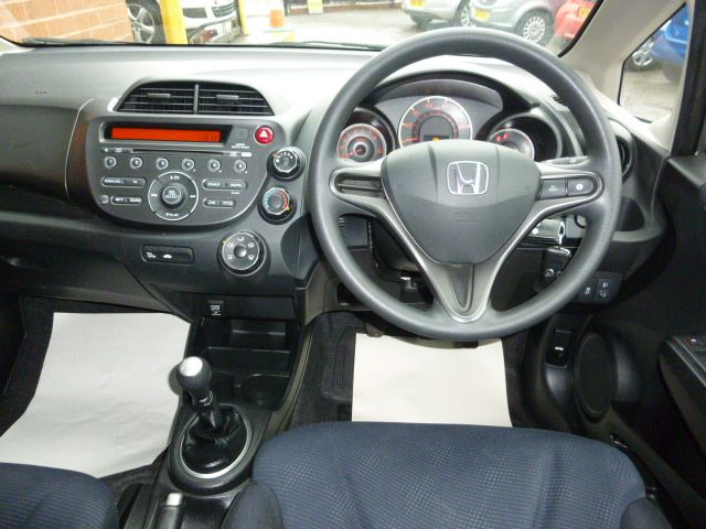 2013 HONDA JAZZ 1.2 I-VTEC S image 4