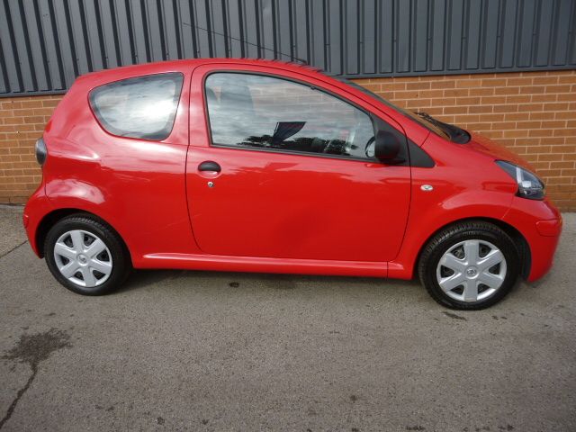 2009 TOYOTA AYGO 1.0 VVT-I image 2