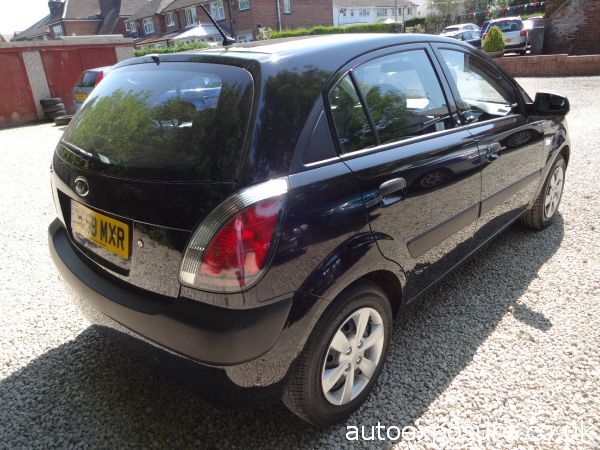 2009 Kia Rio 1.4 image 3