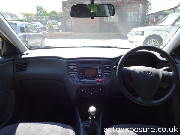 2009 Kia Rio 1.4 image 4
