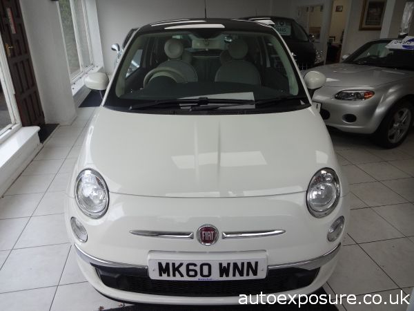 2010 Fiat 500 1.2 image 2