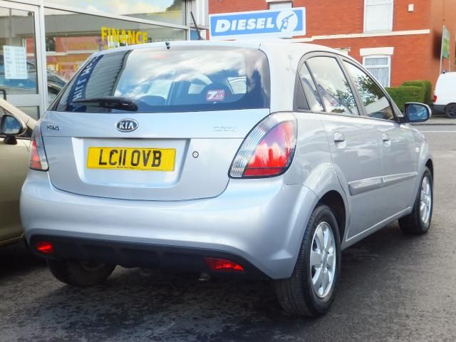 2011 KIA RIO 1.5 2 CRDI image 3