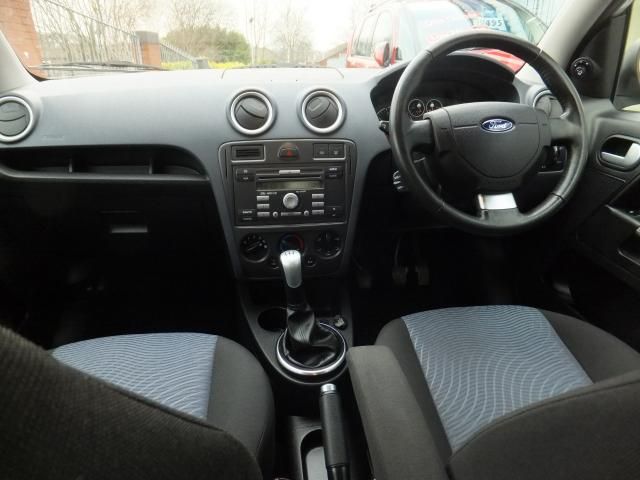 2012 FORD FUSION 1.4 ZETEC image 4