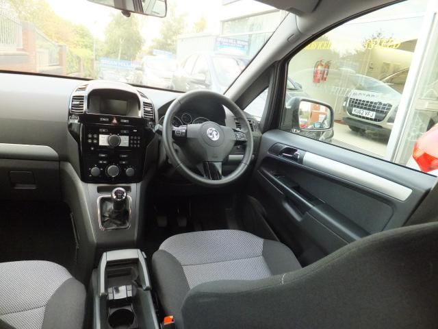 2012 VAUXHALL ZAFIRA 1.6 image 4