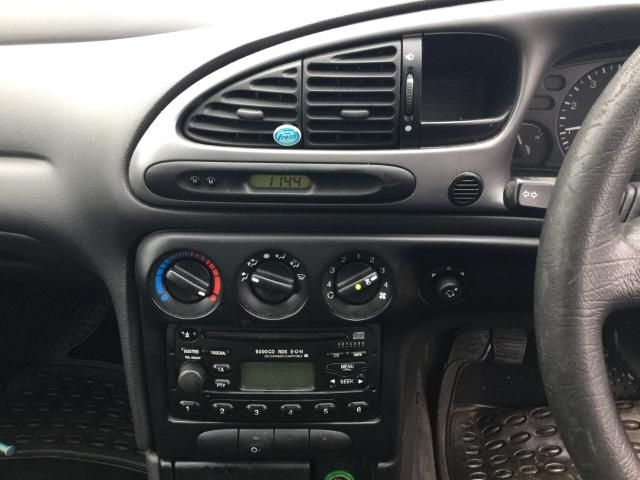 2001 FORD MONDEO 2.0 ZETEC image 5