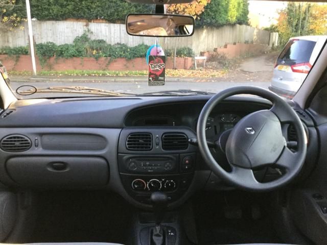 2000 RENAULT MEGANE 1.9 DTI image 4