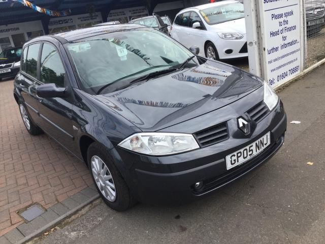 2005 RENAULT MEGANE 1.4 SL image 1