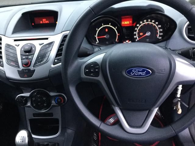 2010 FORD FIESTA 1.2 EDGE image 4