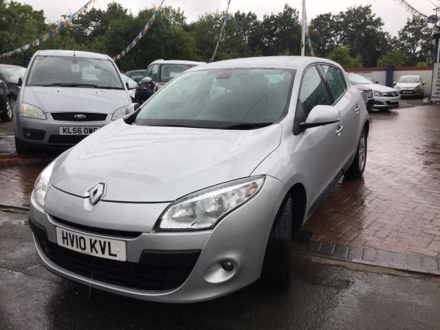 2010 RENAULT MEGANE 1.6 image 2