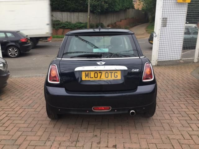 2007 MINI HATCH 1.4 ONE image 3