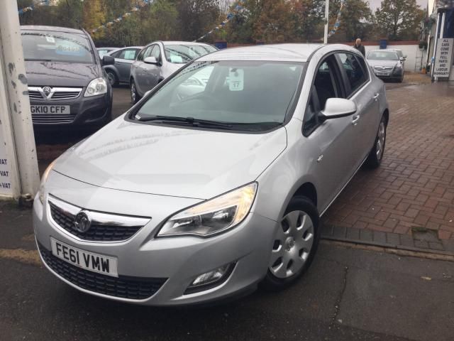 2011 VAUXHALL ASTRA 1.2 CDTI image 2