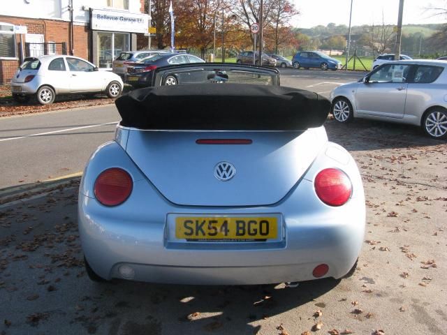 2005 VOLKSWAGEN BEETLE 1.6 image 3