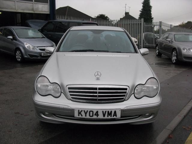 2004 MERCEDES-BENZ C CLASS C180 KOMPRESSOR image 1