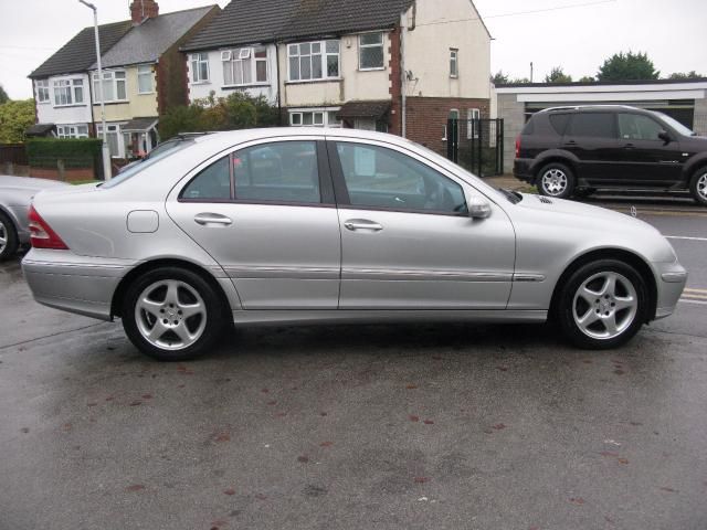 2004 MERCEDES-BENZ C CLASS C180 KOMPRESSOR image 2