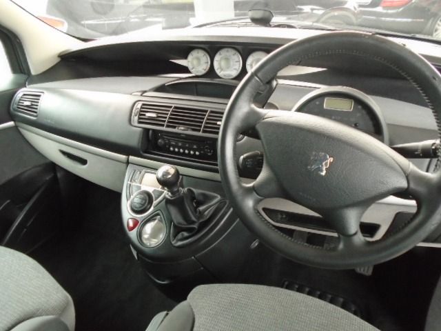 2008 PEUGEOT 807 2.0 SE HDI image 4